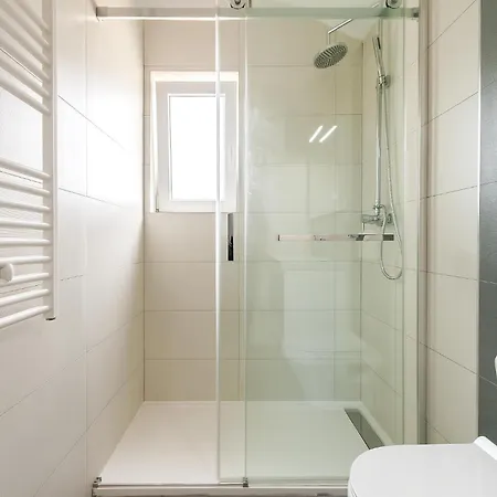 Holiday home 2 Bedroom Lovely In